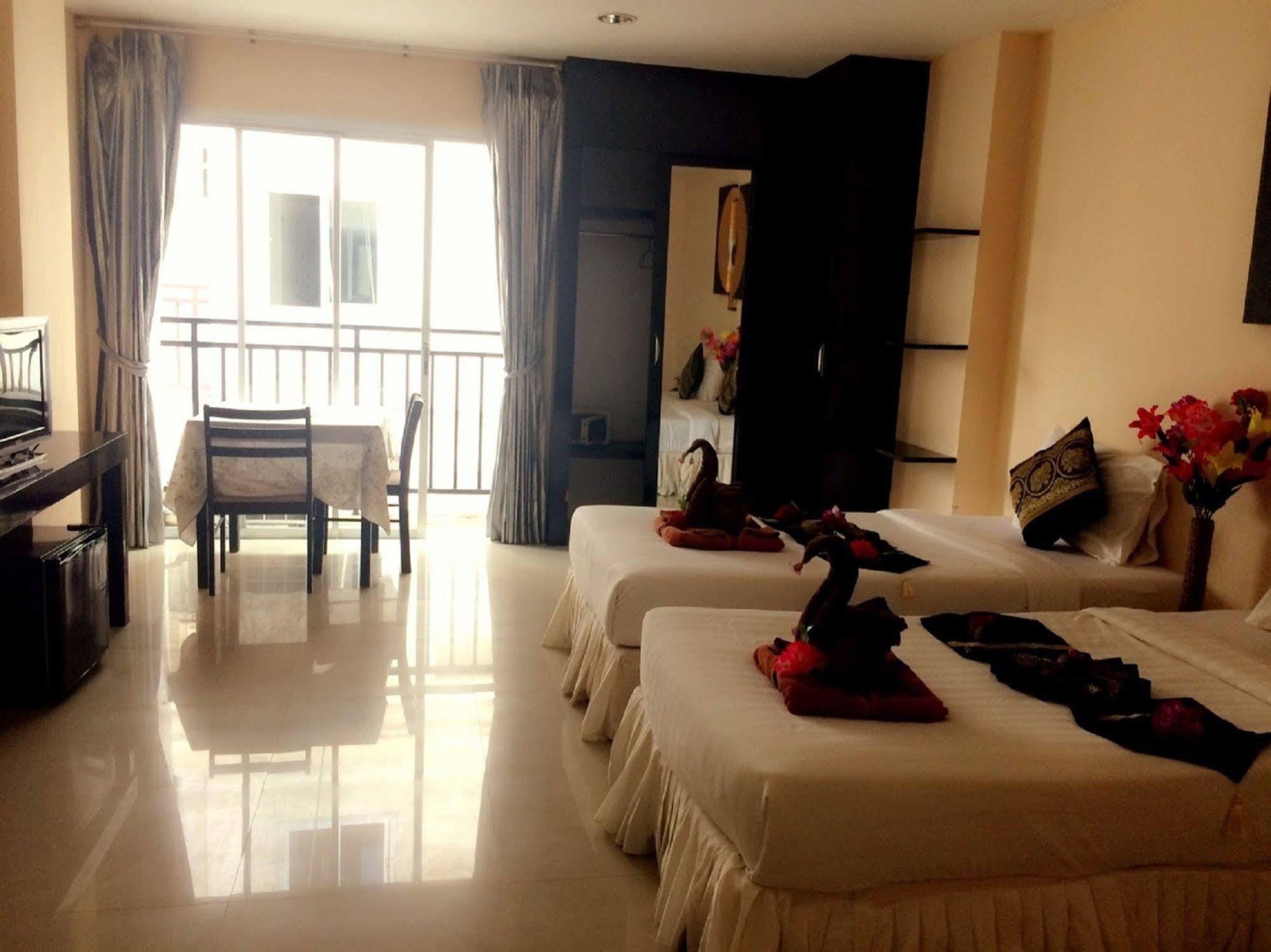 Lars-Lita Residence Patong Kültér fotó